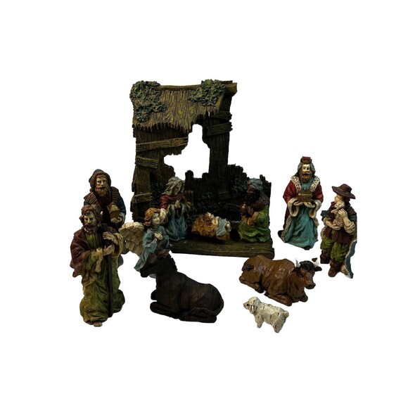 Christmas Nativity Set - Complete Scene w/ Jesus, Mary, Joseph, Angels & Animals - Picture 1 of 8